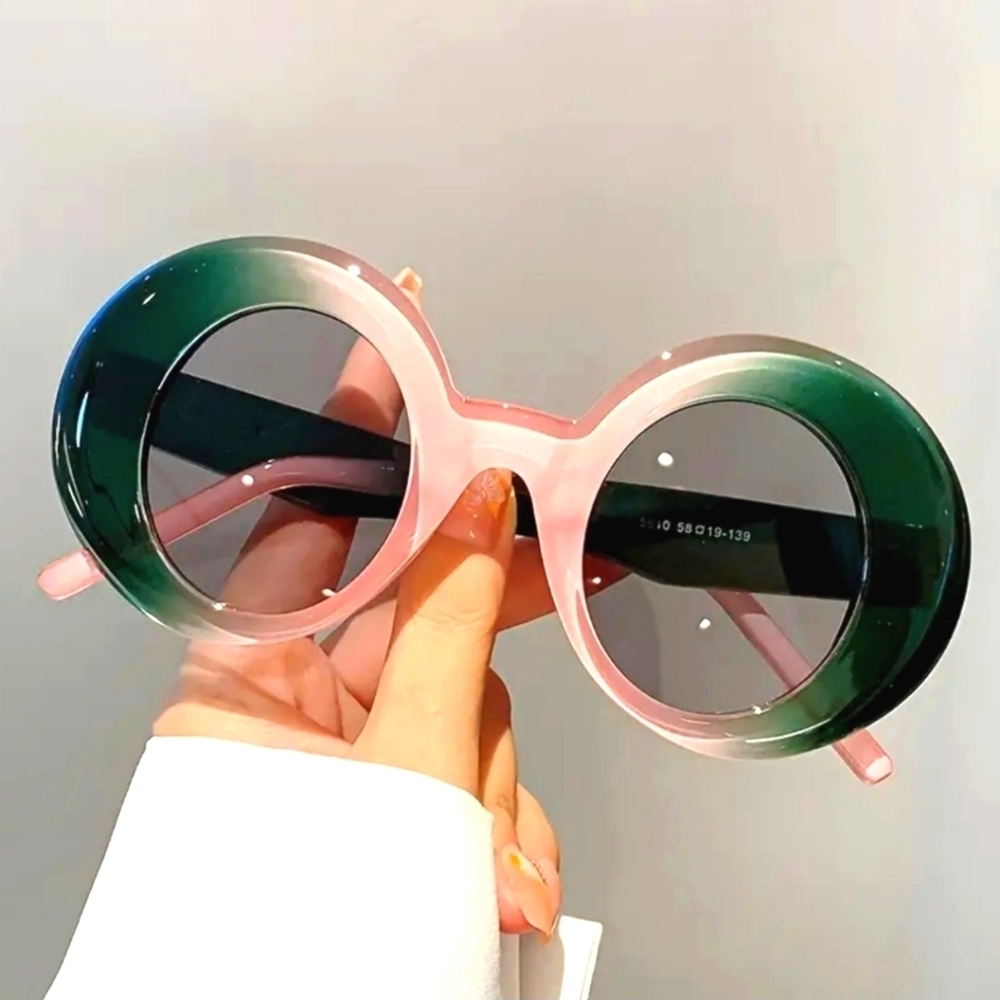 Oversized anti-reflective color block sunglassess